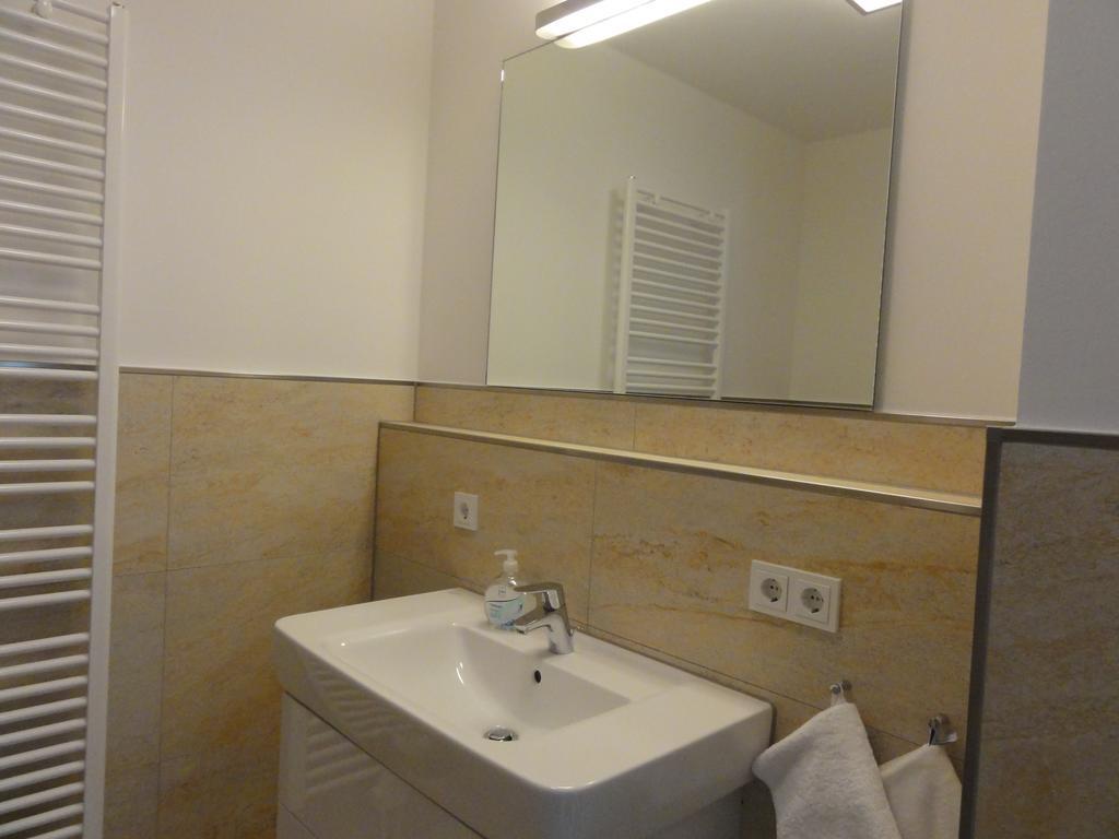 3 Zimmer Ferienwohnung Haus Meeresblick Mit Meerblick A005 Mit Suedterrasse Und Strandkorb Baabe Esterno foto