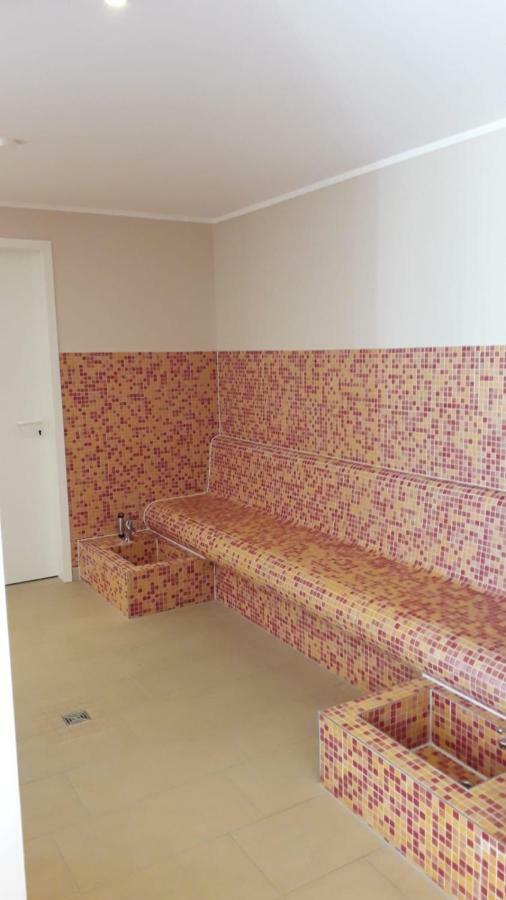 3 Zimmer Ferienwohnung Haus Meeresblick Mit Meerblick A005 Mit Suedterrasse Und Strandkorb Baabe Esterno foto